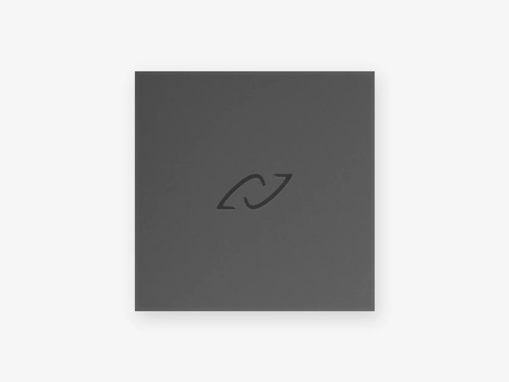 A microfibre polishing cloth with the AURVIZ mark